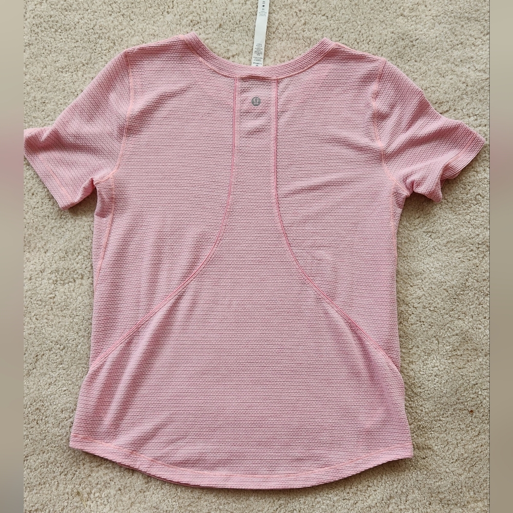 Lululemon Long Distance Short Sleeve Sweat Wick Lightweight Workout Pink 4 - Picture 8 of 9